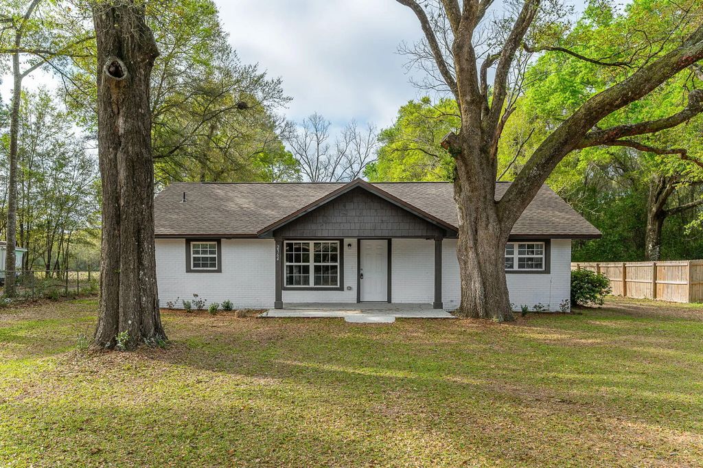 2364 Susan Drive, Crestview