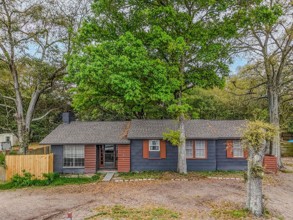 247 Ne Highway Avenue, Fort Walton Beach