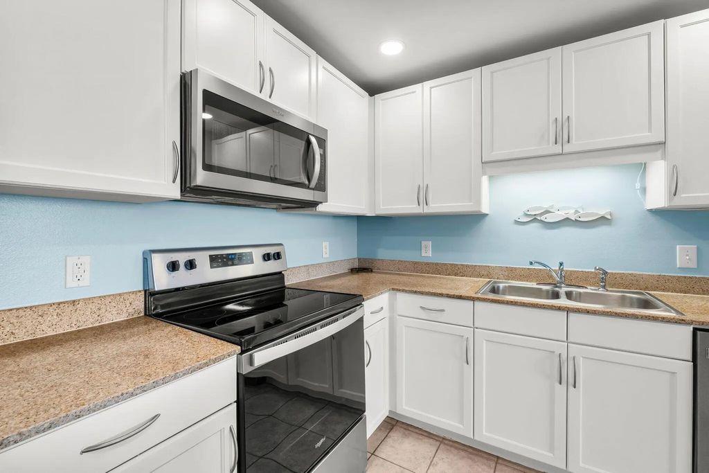 17 of 35 - 9860 S Thomas Drive Unit 1107, Panama City Beach, FL