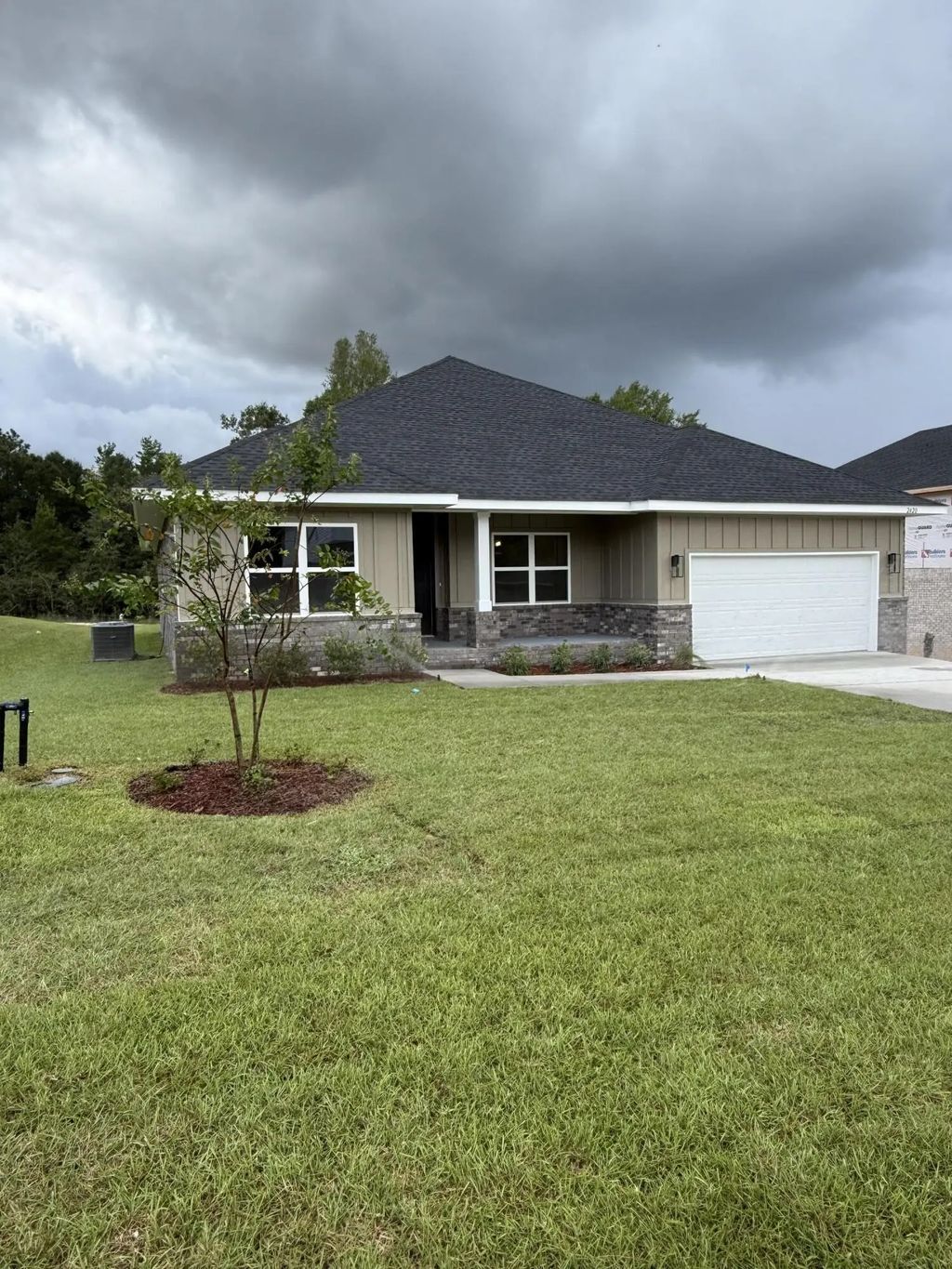 2420 Aleia, Crestview