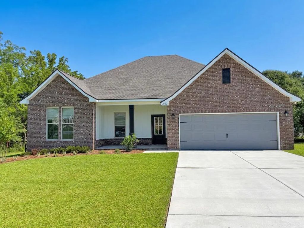 2732 Louis Circle, Crestview