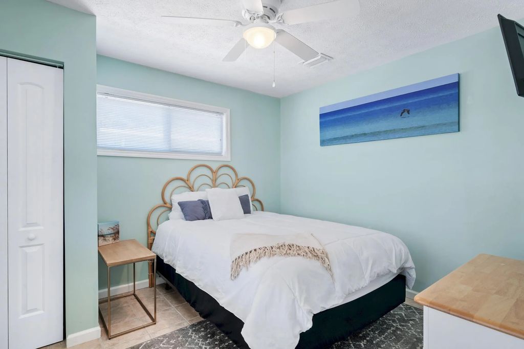 10 of 21 - 21724 Sunset Avenue, Panama City Beach, FL