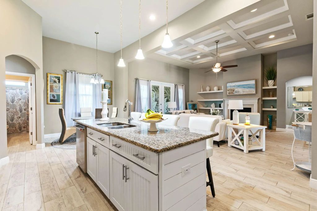 13 of 40 - 14 Madiera Drive, Freeport, FL