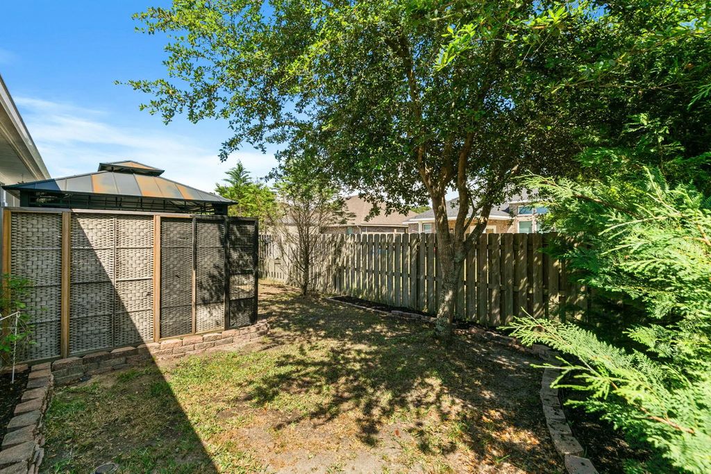 36 of 40 - 14 Madiera Drive, Freeport, FL