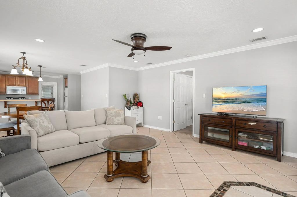 5 of 22 - 362 Palmetto Avenue, Freeport, FL