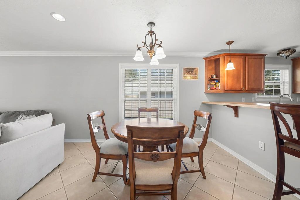 9 of 22 - 362 Palmetto Avenue, Freeport, FL