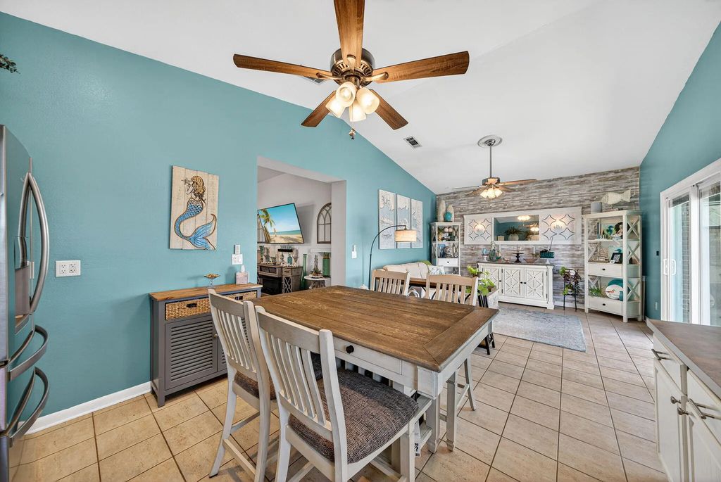15 of 51 - 2554 Bay Grove Road, Freeport, FL