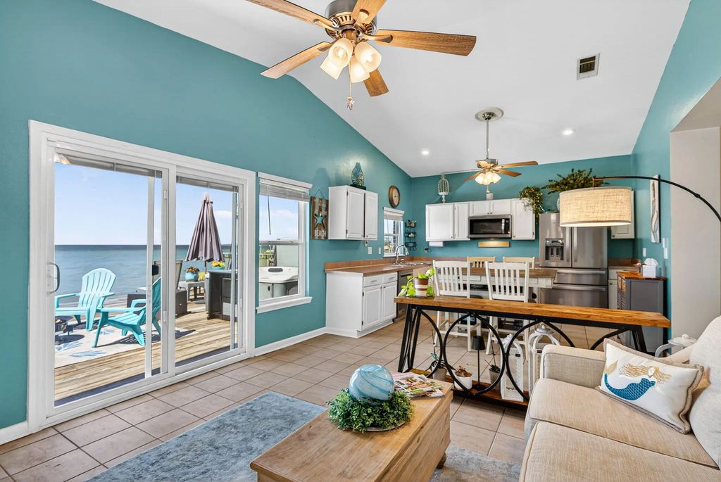 8 of 51 - 2554 Bay Grove Road, Freeport, FL