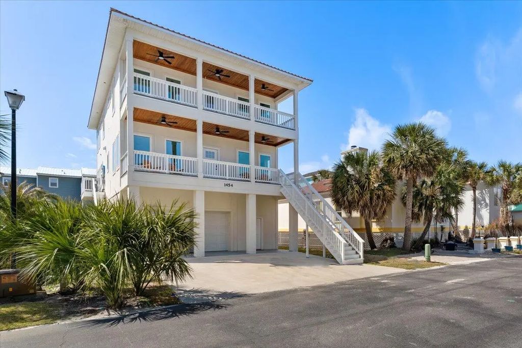 1454 Sonata Court, Navarre