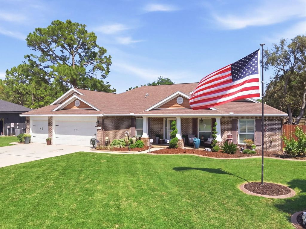 1952 Coral Street, Navarre