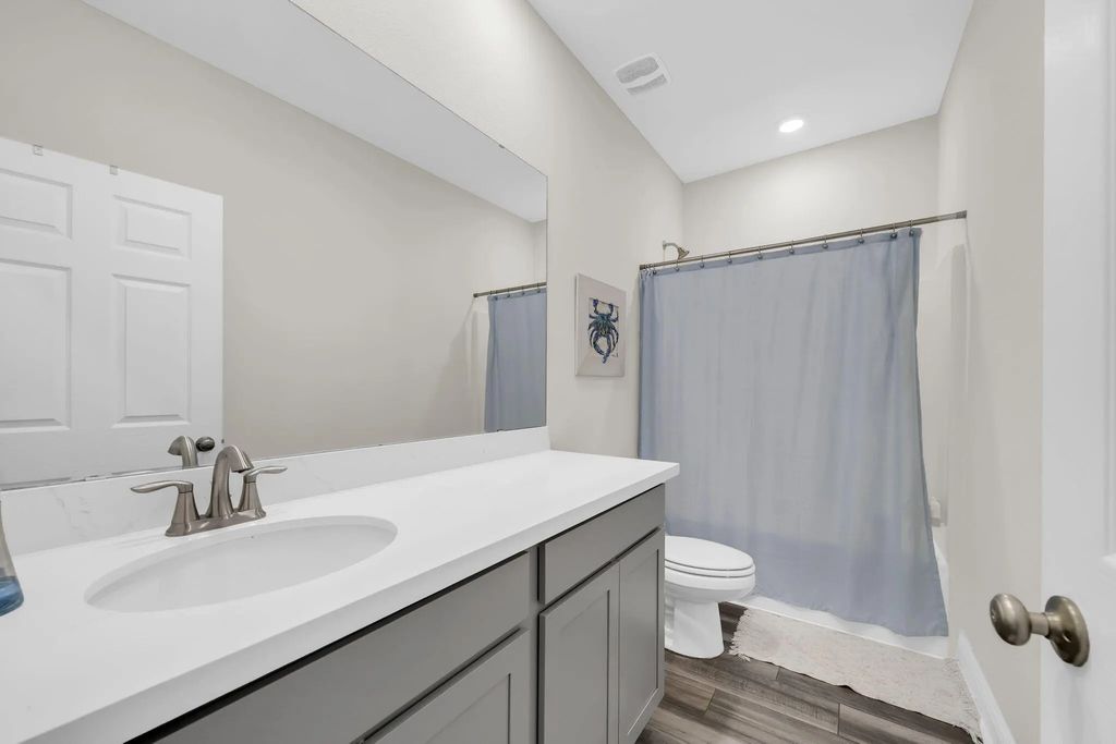 17 of 78 - 83 E Sky Way, Freeport, FL