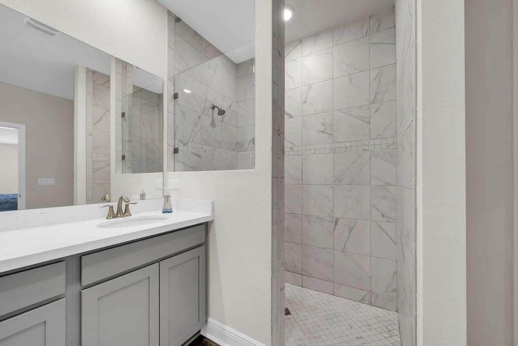 25 of 78 - 83 E Sky Way, Freeport, FL