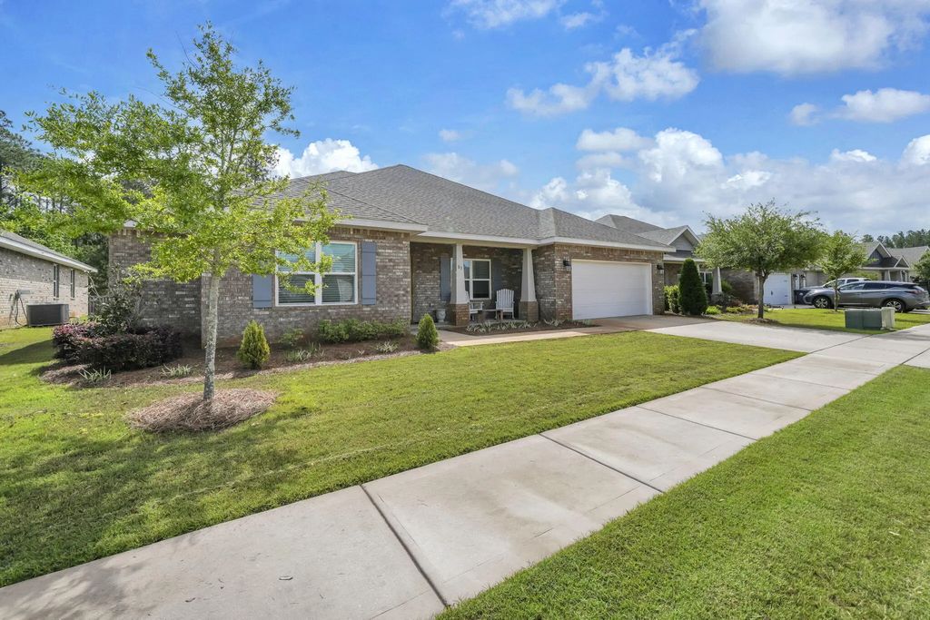 78 of 78 - 83 E Sky Way, Freeport, FL