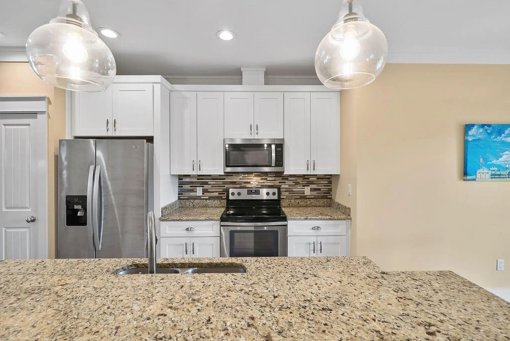10 of 43 - 22611 Hilltop Avenue, Panama City Beach, FL