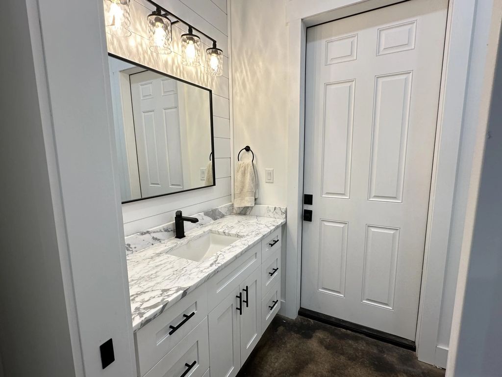 16 of 25 - 285 J W Hollington Road, Freeport, FL