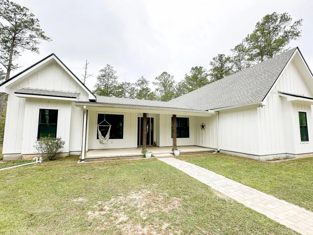 23 of 25 - 285 J W Hollington Road, Freeport, FL