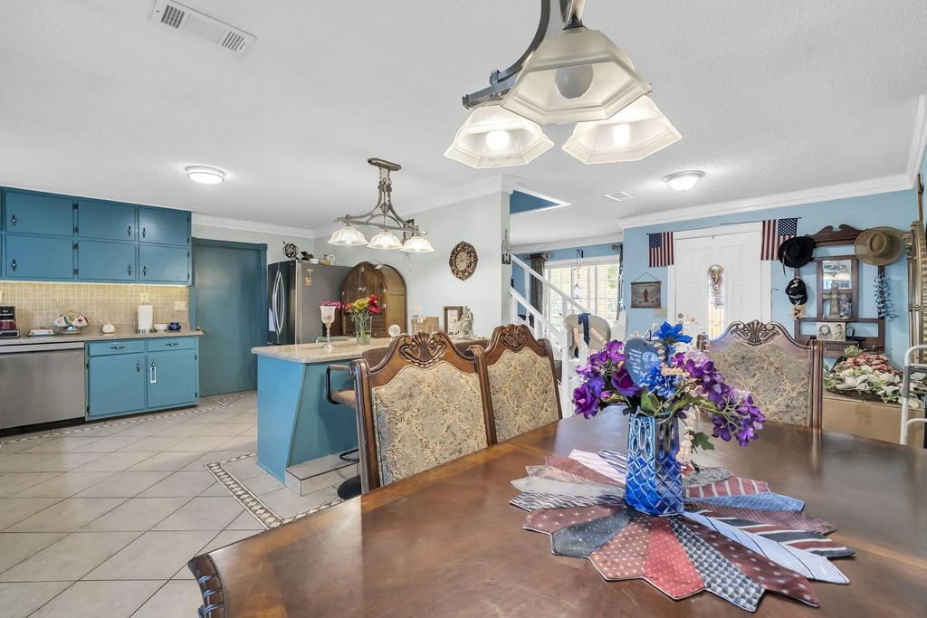 13 of 64 - 223 Altman Road, Freeport, FL