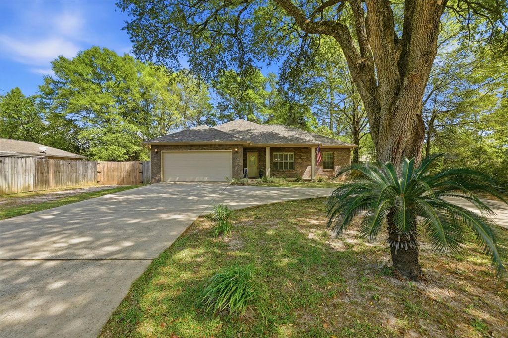 1310 Texas Parkway, Crestview