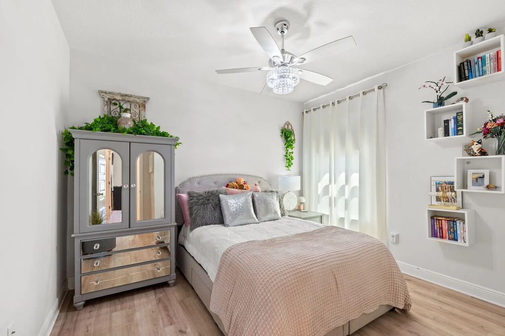 10 of 43 - 44 Secluded Circle, Freeport, FL