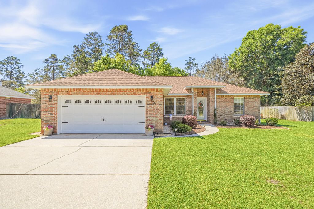 6601 Codell Street, Navarre