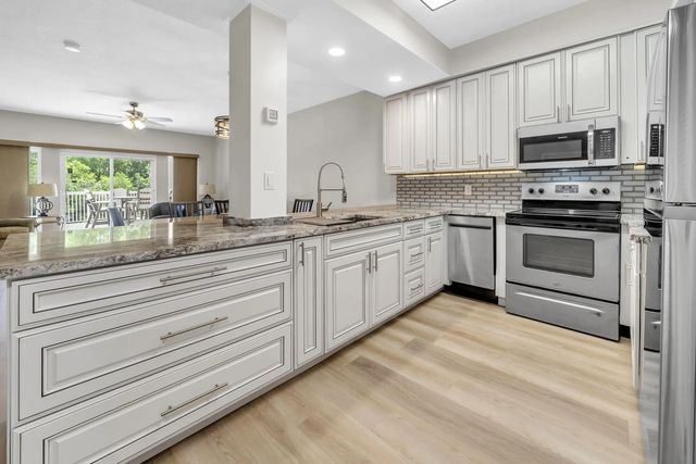 Photo of Listing #1001356