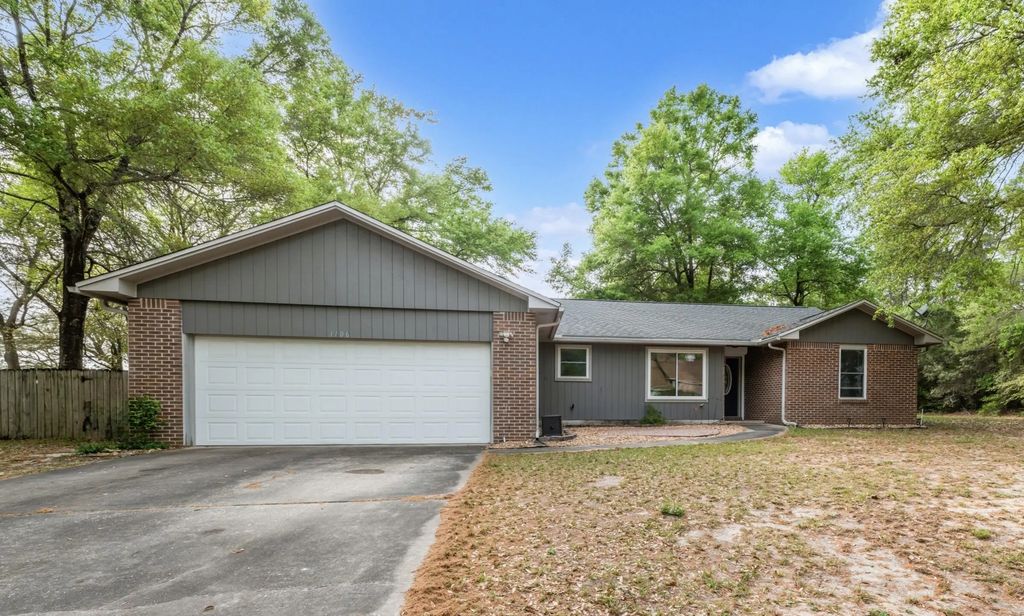 1106 Courington Court, Niceville