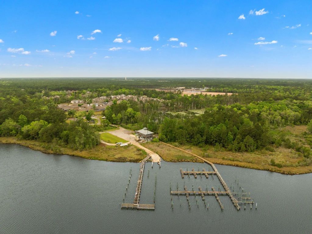 53 of 69 - 140 Pintail Boulevard, Freeport, FL