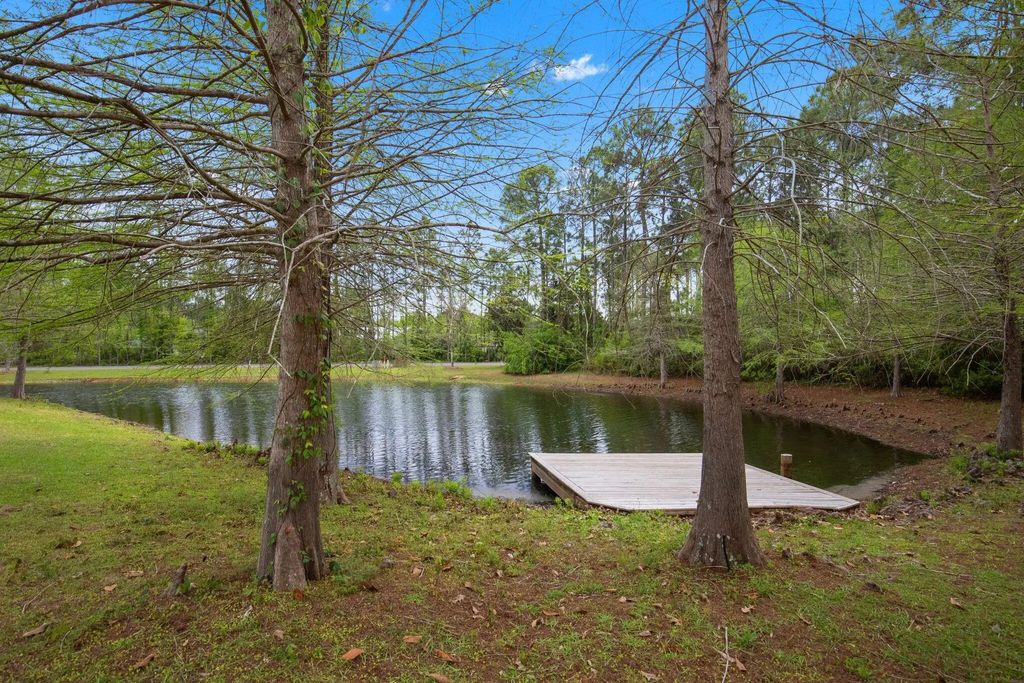 65 of 69 - 140 Pintail Boulevard, Freeport, FL