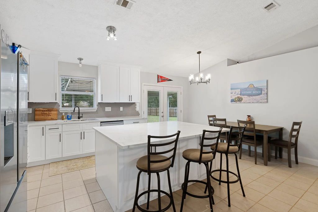 8816 Kiwi Place, Navarre