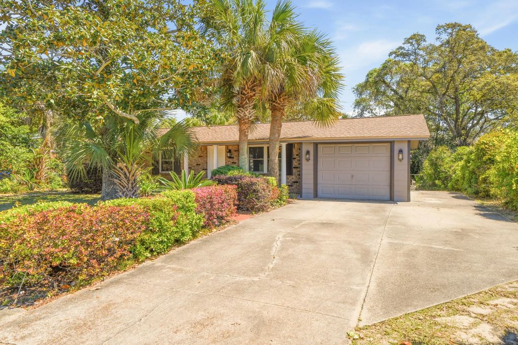 417 Nw Sherry Circle, Fort Walton Beach