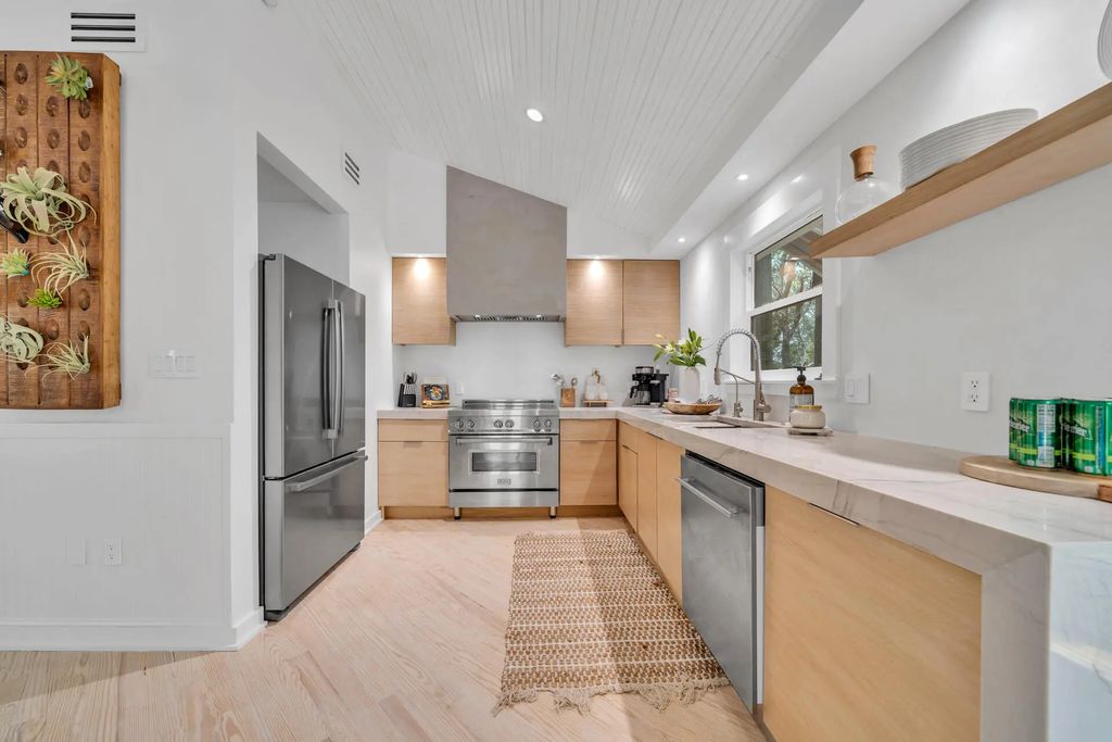 40 of 135 - 6296 W County Hwy 30a, Santa Rosa Beach, FL