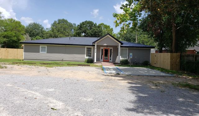 Photo of Listing #1001777