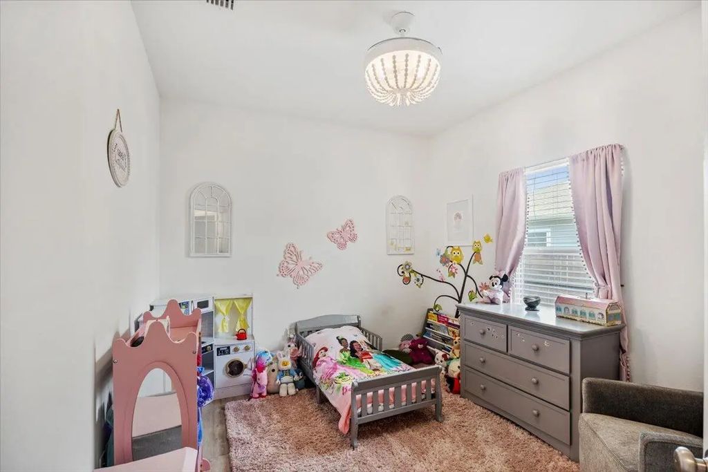 26 of 47 - 110 E Oak Trees Lane, Freeport, FL