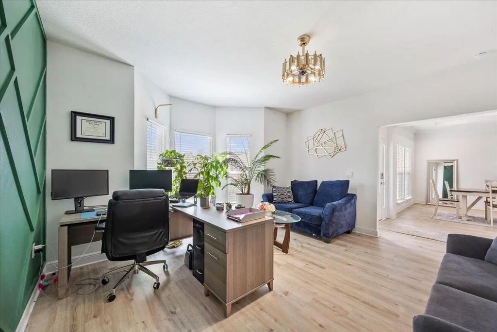 30 of 47 - 110 E Oak Trees Lane, Freeport, FL