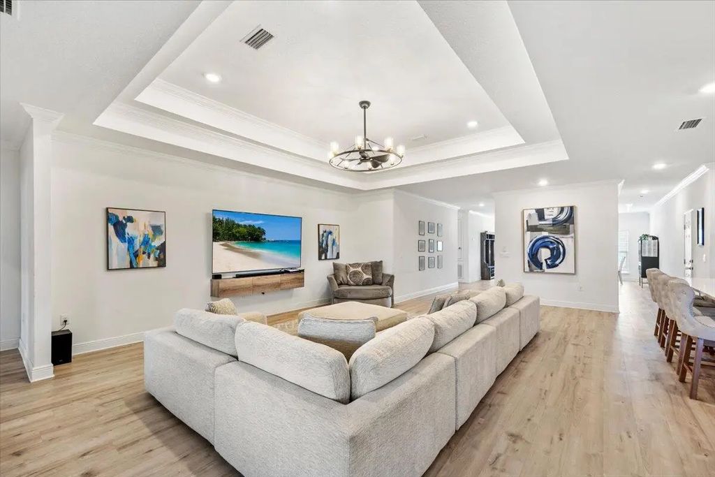 36 of 47 - 110 E Oak Trees Lane, Freeport, FL