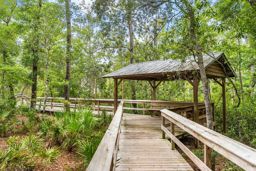 83 of 113 - 112 E Captain Fritz Way, Freeport, FL