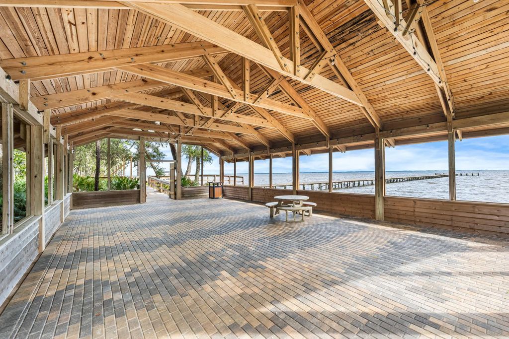 84 of 113 - 112 E Captain Fritz Way, Freeport, FL