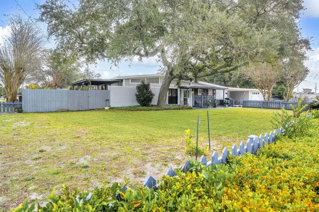 111 Sw Cedar Avenue, Fort Walton Beach