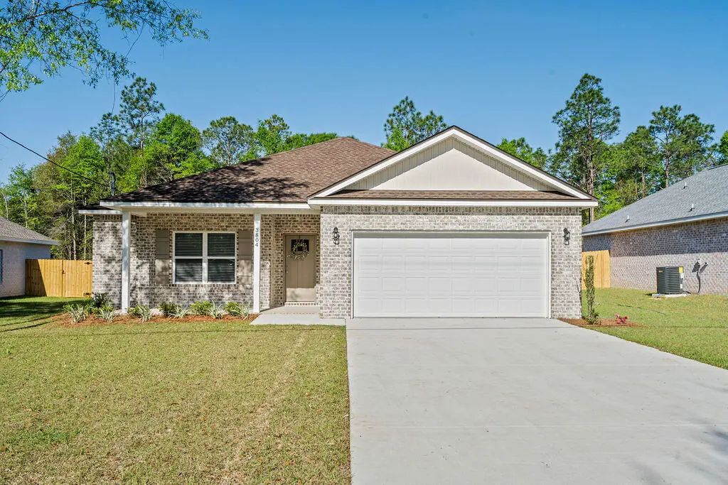 3804 Golden Acres Circle, Crestview