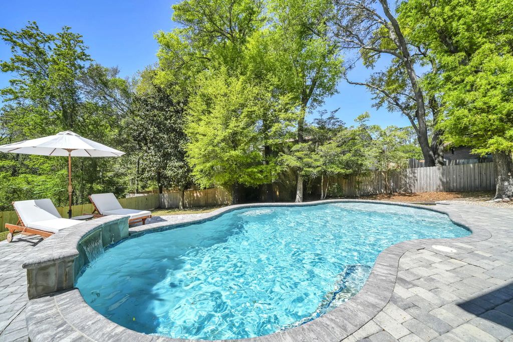 244 Hillside Drive, Niceville