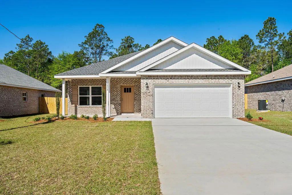3808 Golden Acres Circle, Crestview