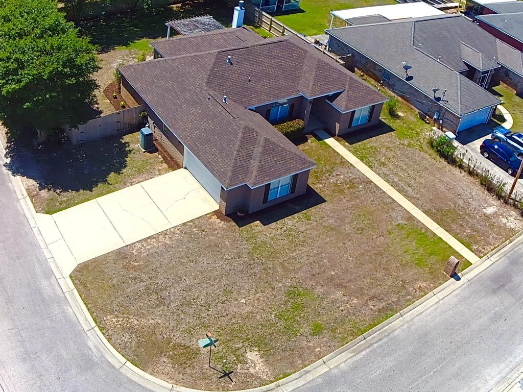 8293 Onich Drive, Navarre