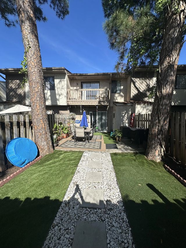 Photo of Listing #1000558