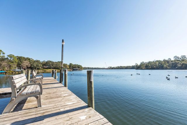 Photo of Listing #1000536