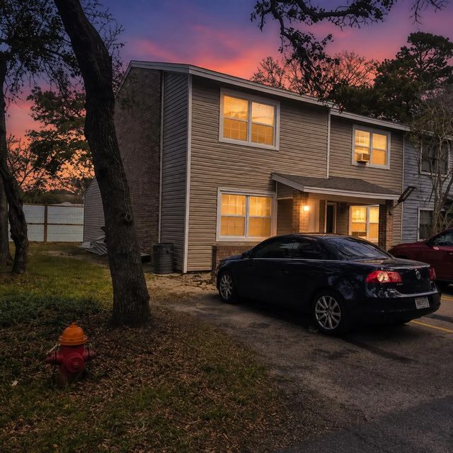 Photo of Listing #1000557