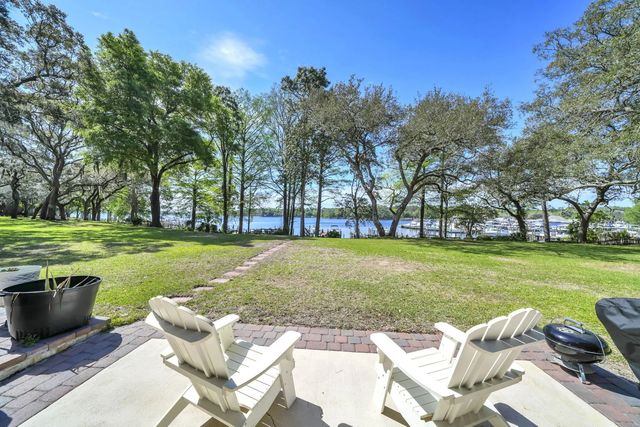 Photo of Listing #1000544