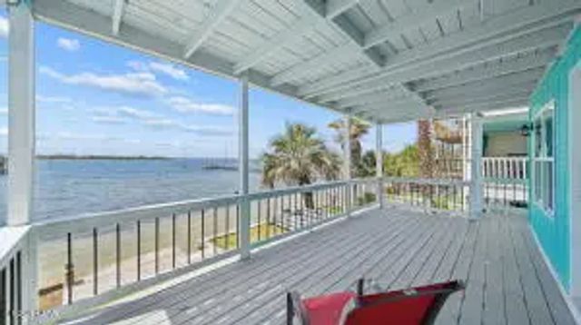Photo of Listing #1001764