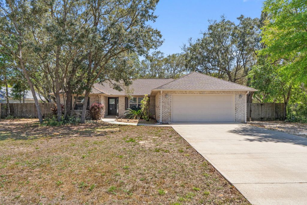 8145 Pamplona Street, Navarre