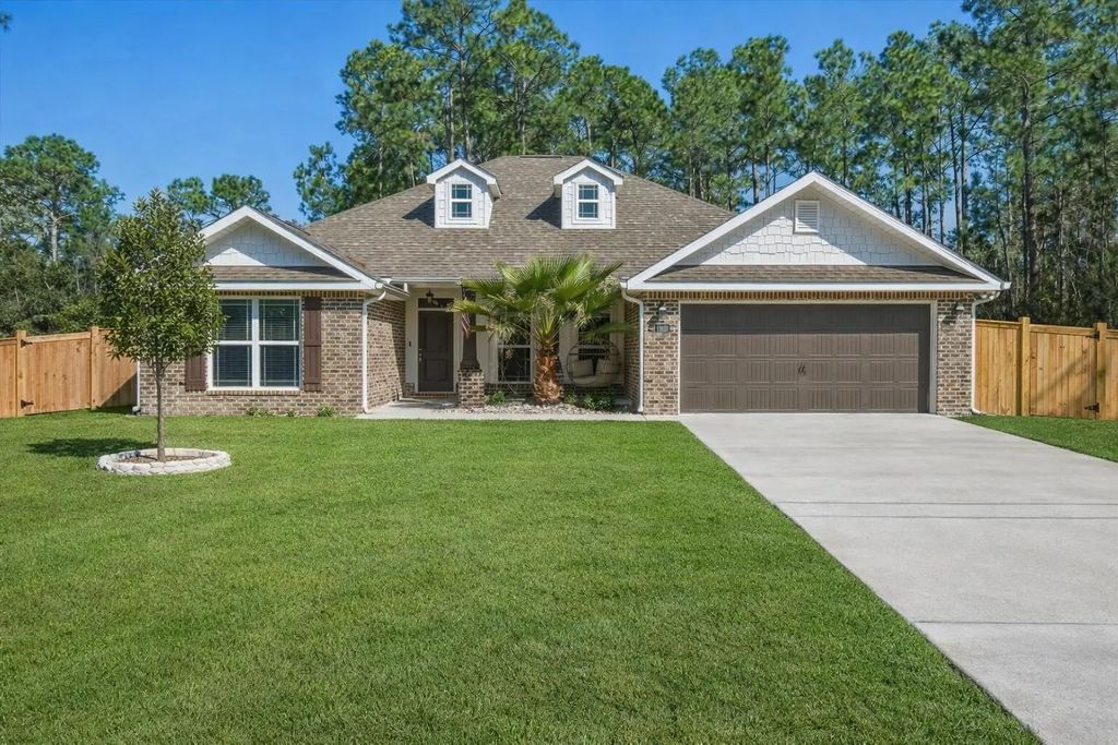 6898 Loysburg Street, Navarre