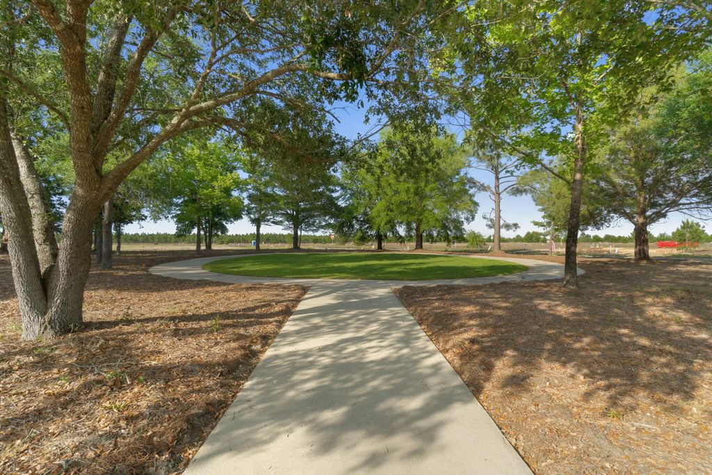 14 of 19 - 195 Sweetclover Street, Freeport, FL